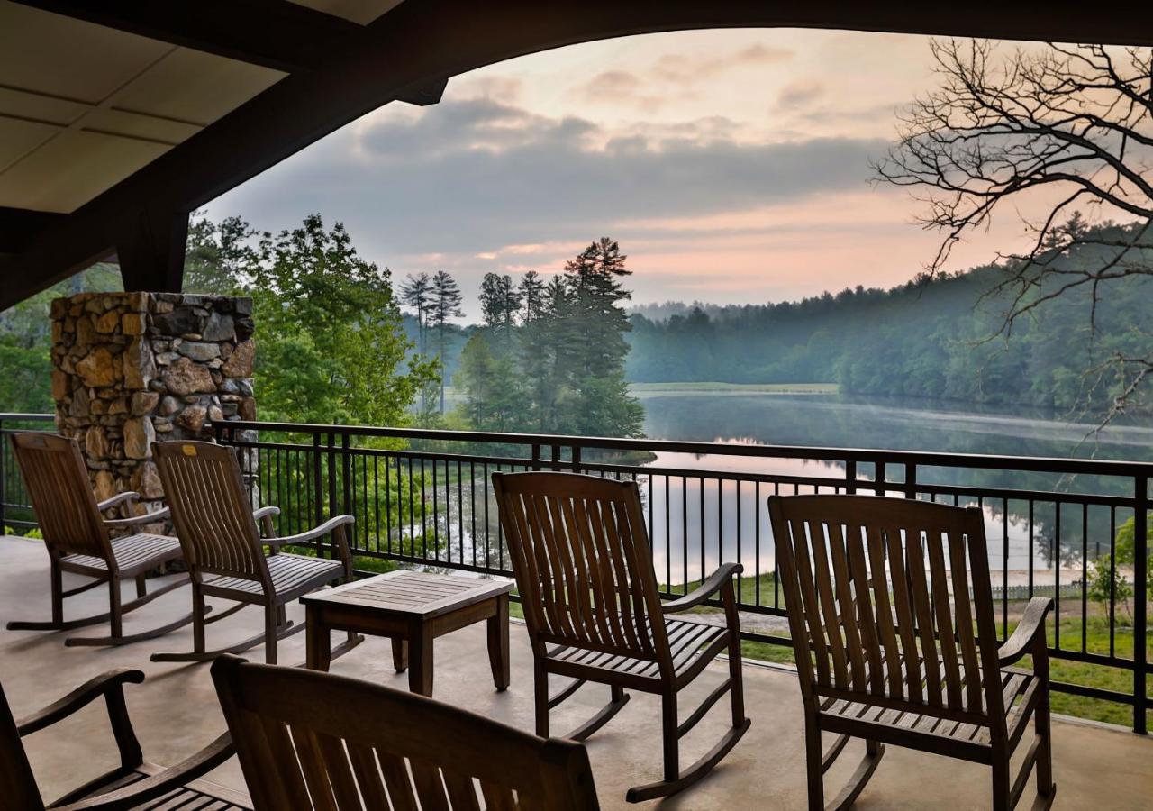 הנדרסונוויל Kanuga Inn & Lodging מראה חיצוני תמונה