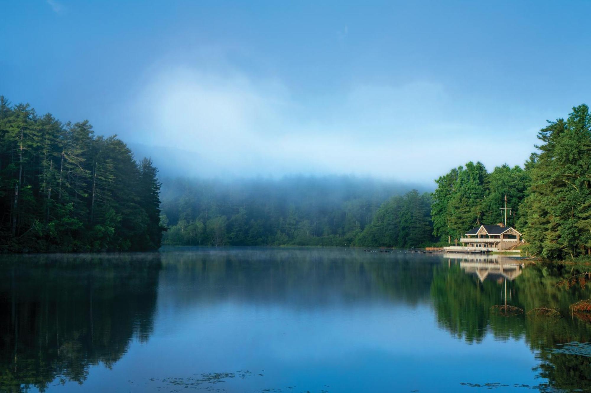 הנדרסונוויל Kanuga Inn & Lodging מראה חיצוני תמונה